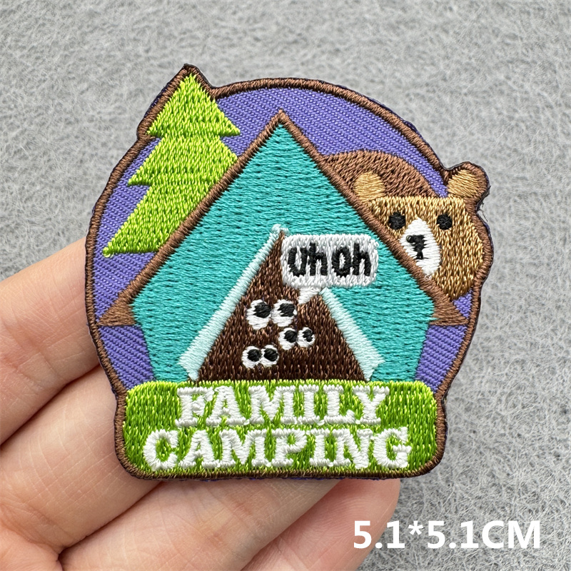 Outdoor Adventure Embroidered  - Outdoor Adventure Show 评论和价格